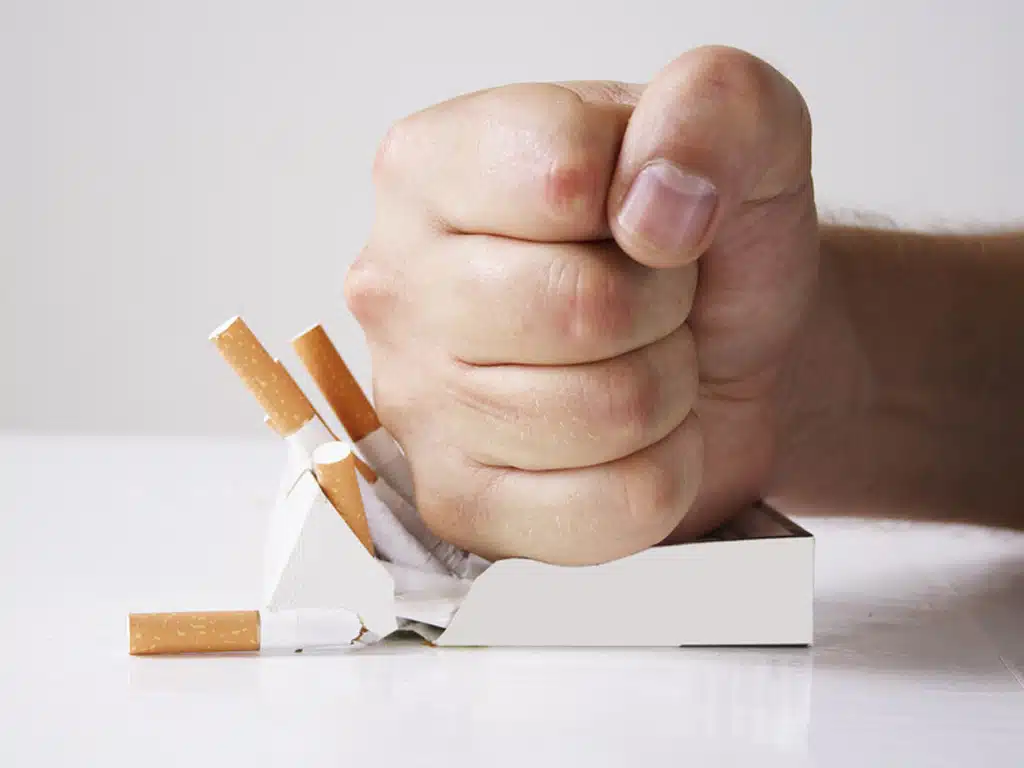 Les effets secondaires à connaître lorsque vous arrêtez de fumer