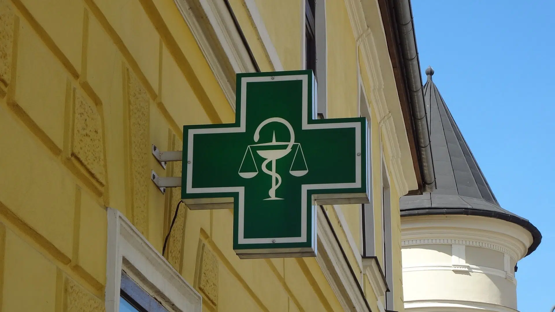 Comment savoir qu'une pharmacie est de garde ?