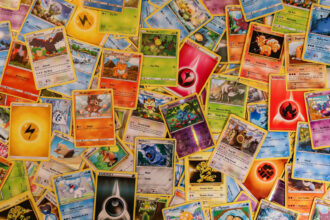 Gradation pokémon : comprendre les notes et leur impact sur la valeur des cartes
