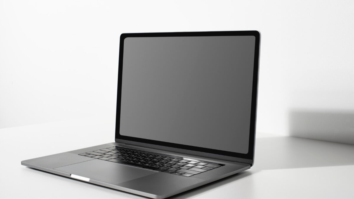 Les avantages incontournables des PC portables : pourquoi choisir la mobilité ?