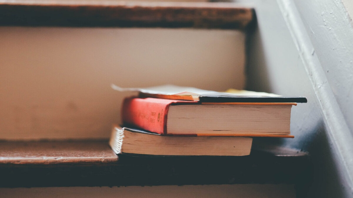 L'intérêt de votre ado pour la lecture peut s'embraser avec des livres adaptés à son âge